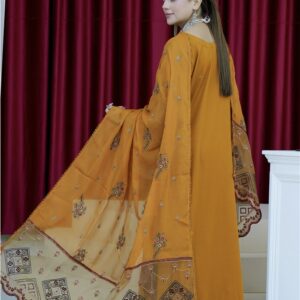AGHOSH BY BIN SAJJAD UNSTITCHED EMBROIDERED 3 PC LAWN BANA DORA - Image 4